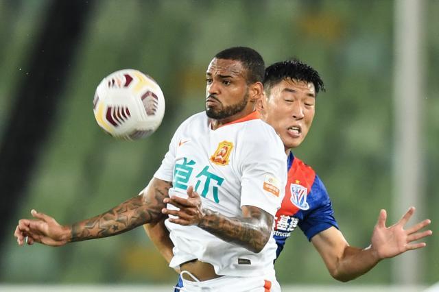 开云APP-【中超】莫雷诺2球被吹于汉超失点 申花0比0武汉